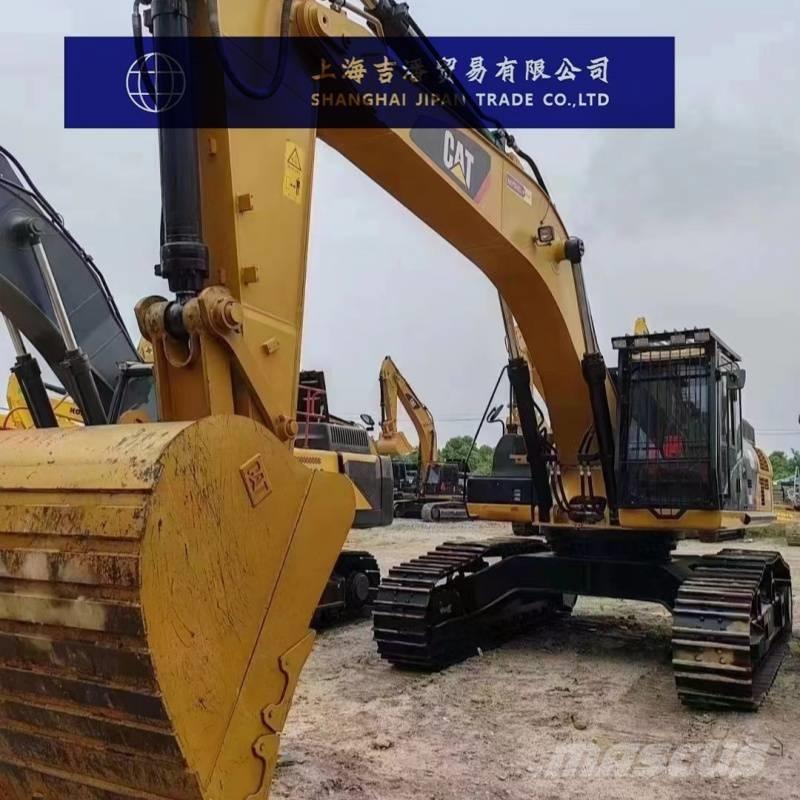 CAT 340 D حفارات زحافة