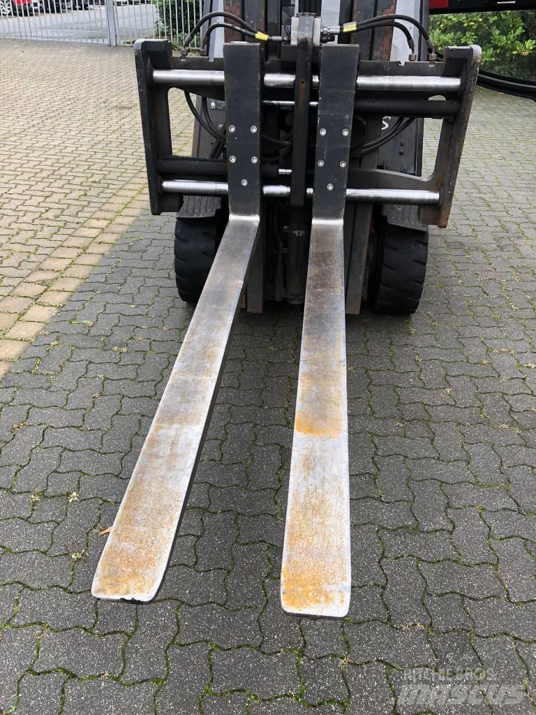 Linde E 30 شاحنات ذات رافعات شوكية تعمل بالكهرباء