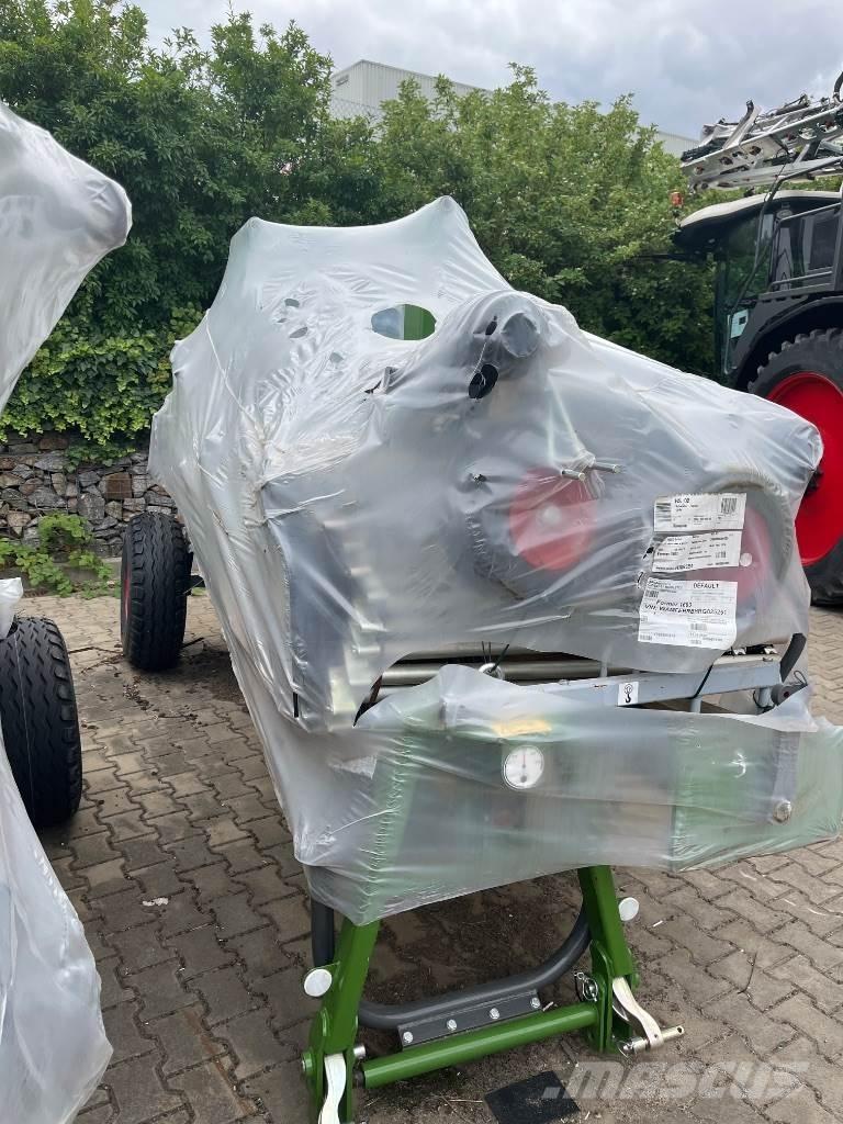 Fendt Former 1603 مكابس وميبسات التبن