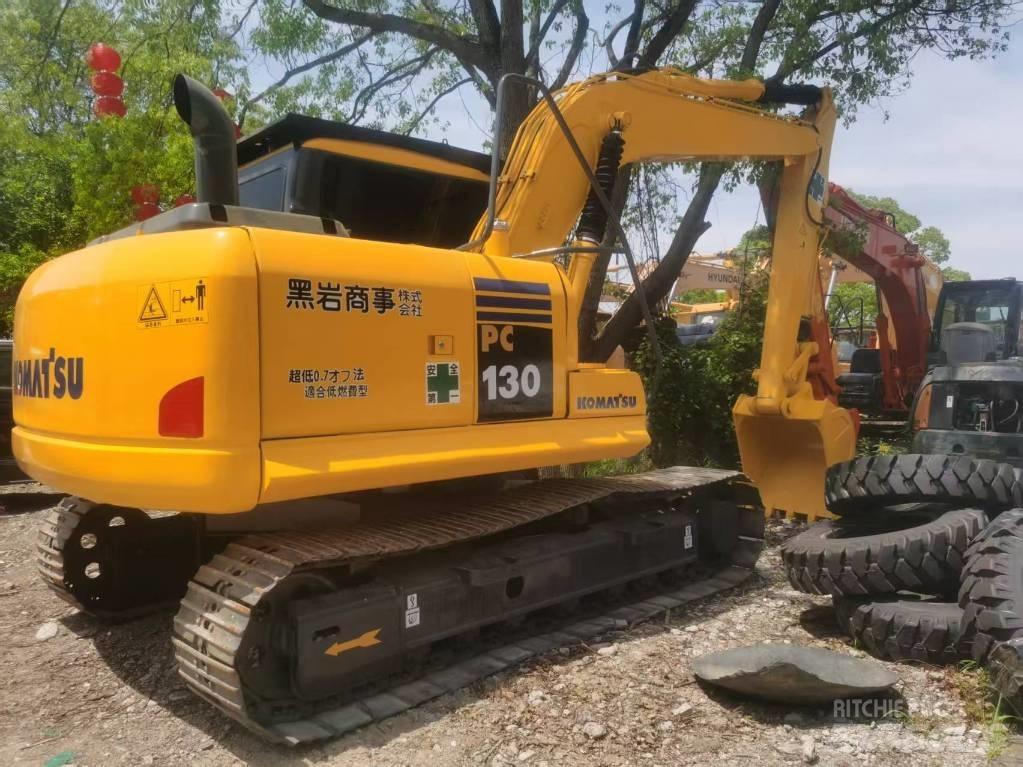 Komatsu PC 130 حفارات زحافة
