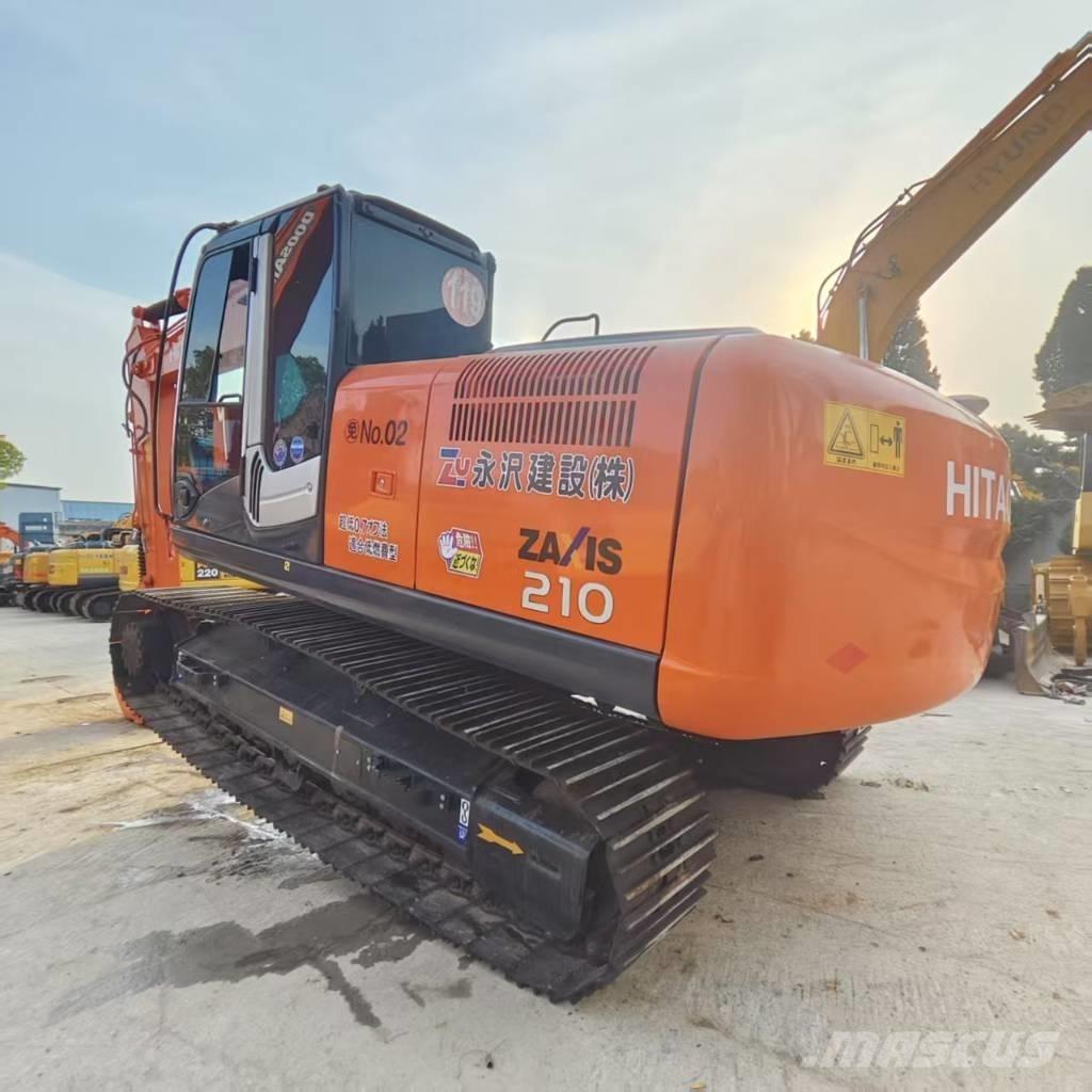 Hitachi ZX 210 حفارات زحافة