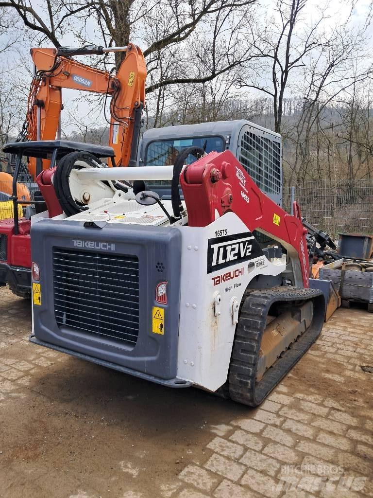 Takeuchi TL12 لوادر انزلاقية التوجيه