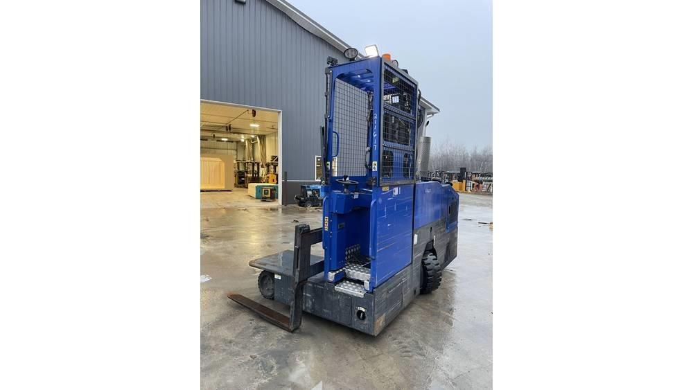 Combilift C 7000 شاحنة مناولة