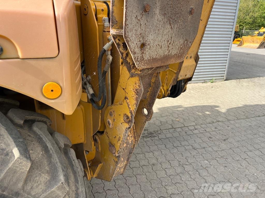 Hydrema 906 E لوادر ذات جرافات عكسية