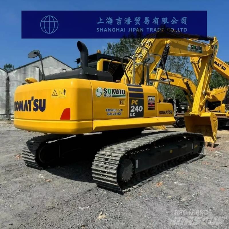 Komatsu PC 240 حفارات زحافة