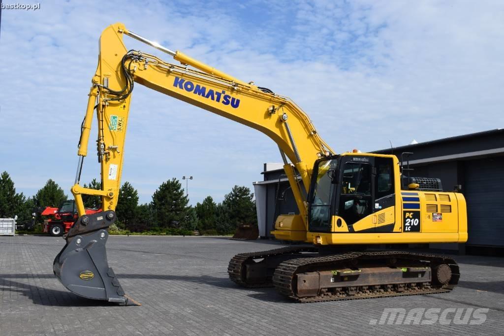 Komatsu PC 210 LC-11 حفارات زحافة