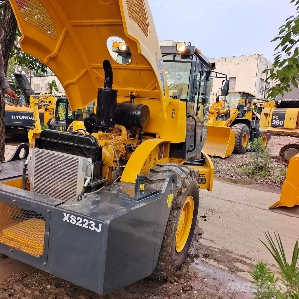 XCMG XS 223 J مداحل أحادية الأسطوانة