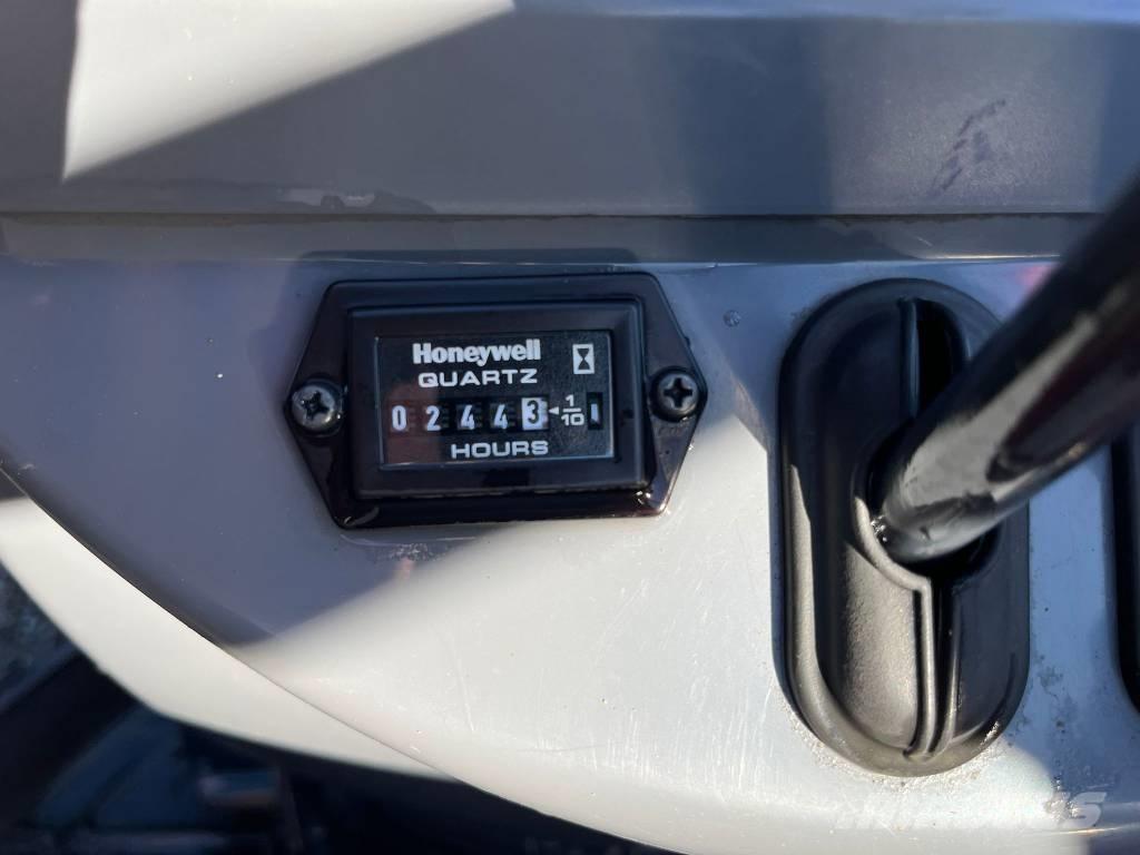 Yanmar Vio 12 حفارات وسط 7 طن - 12 طن