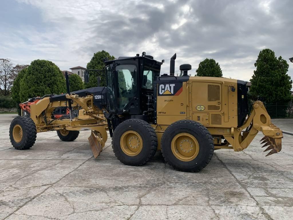 CAT 120 M 2 معدات تمهيد الطرق