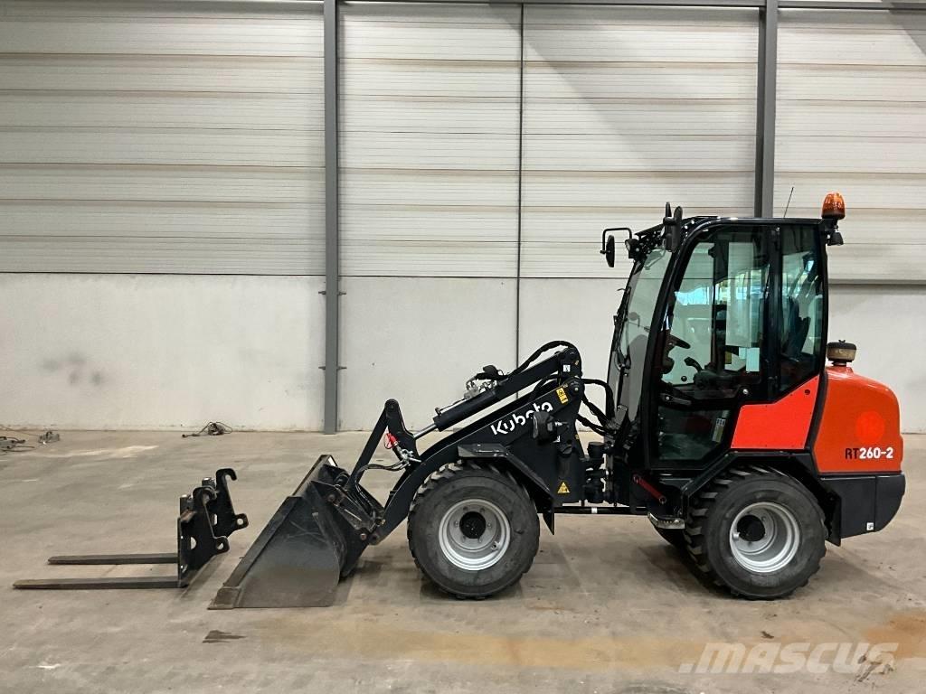 Kubota RT 260-2 لوادر بعجل