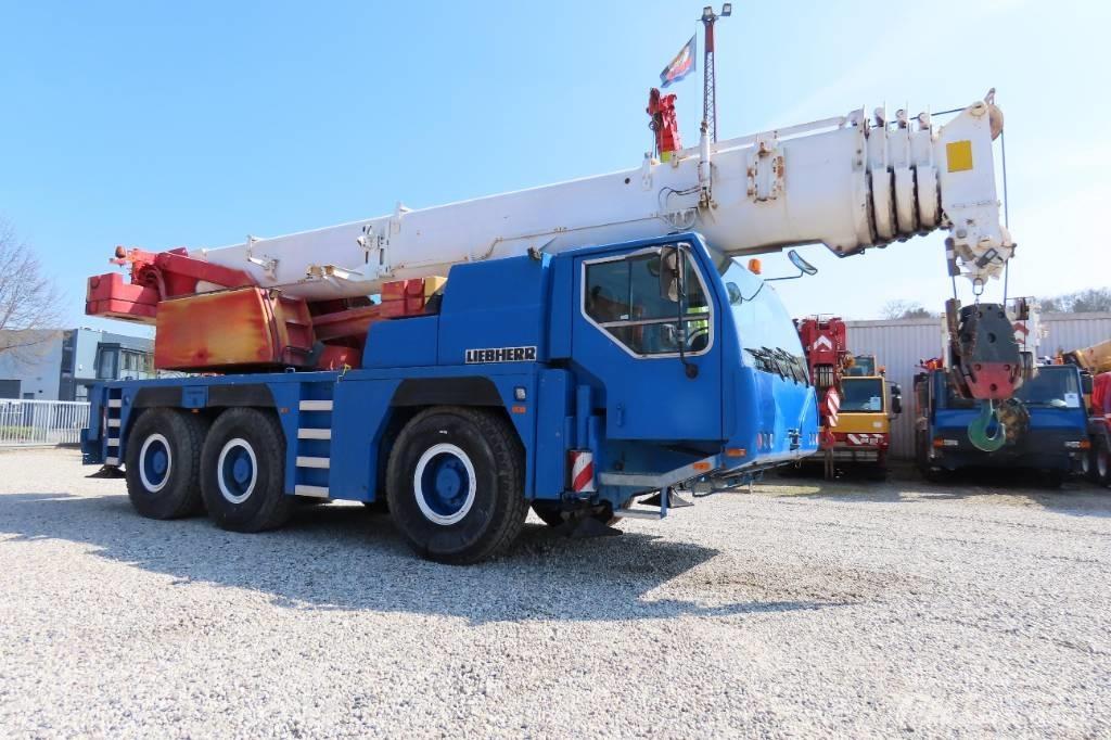 Liebherr LTM 1055-1 رافعات صالحة لكل أنواع الطرق