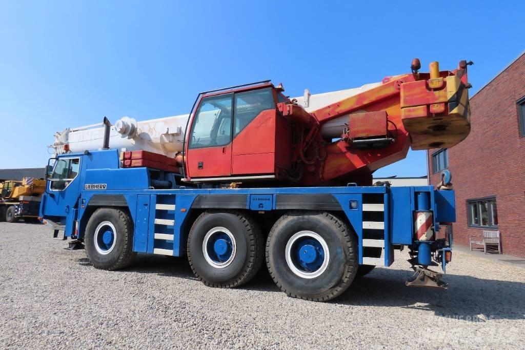 Liebherr LTM 1055-1 رافعات صالحة لكل أنواع الطرق