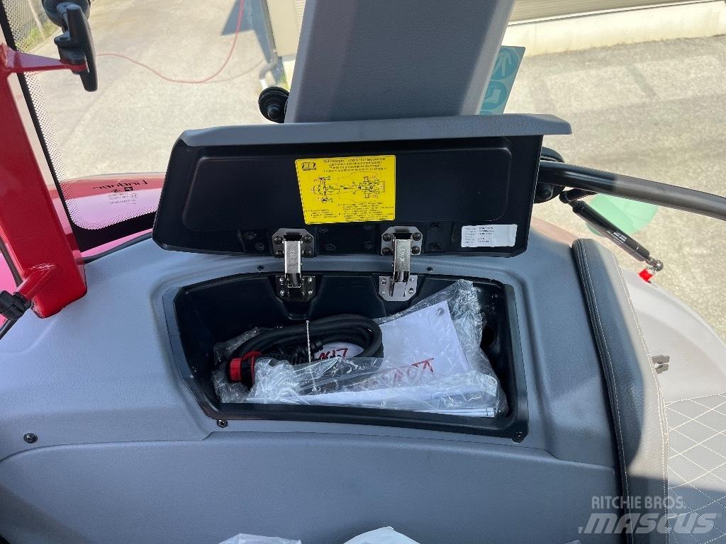 Lindner Lintrac 130 الجرارات