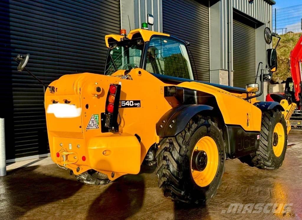 JCB 540-140 مناولات متداخلة