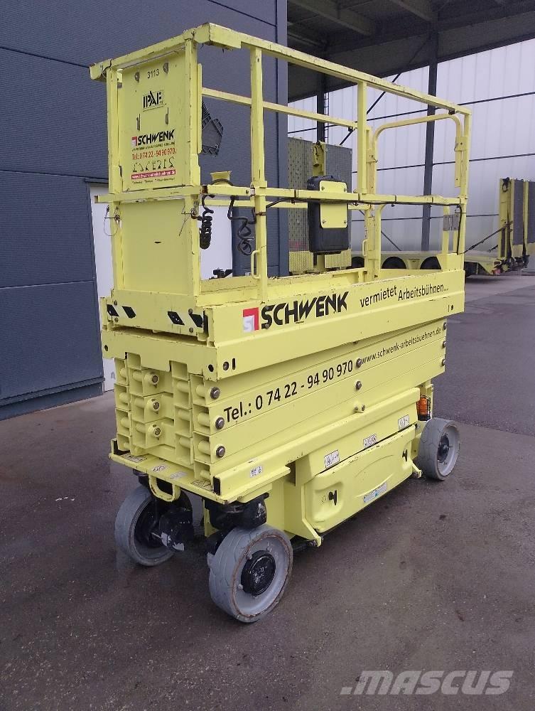 JLG 2632 ES رافعات مقصية الشكل