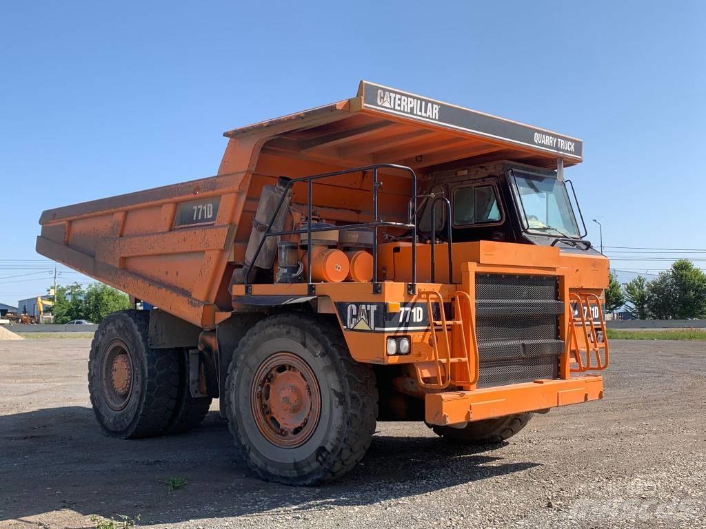 CAT 771 D شاحنات المخلفات الصلبة