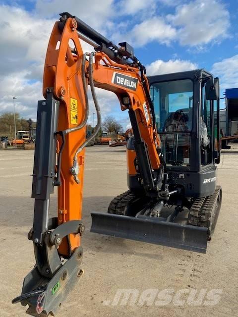 Develon DX 27 Z-7 حفارات صغيرة أقل من 7 طن (حفارات صغيرة)