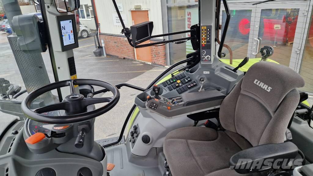 CLAAS Arion 650 الجرارات