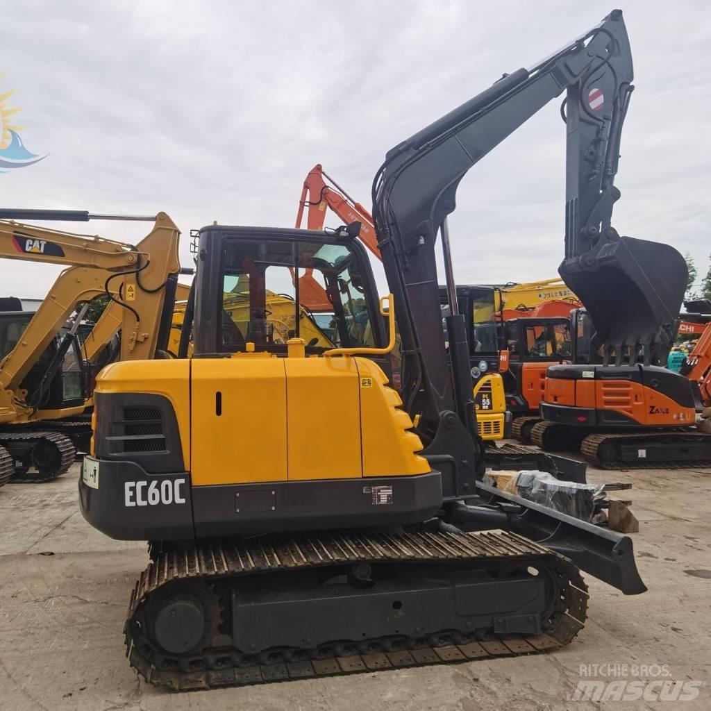 Volvo EC 60 C حفارات زحافة