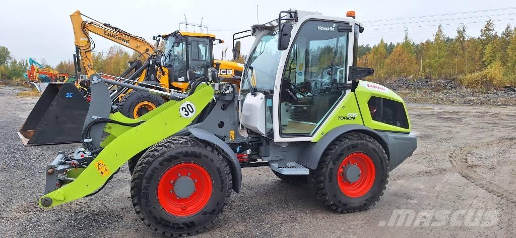 CLAAS Torion 535 لوادر متعددة الأغراض