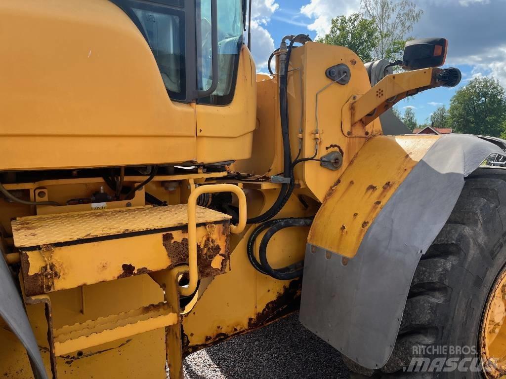 Volvo L 110 F لوادر بعجل