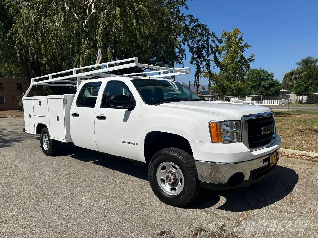 GMC Sierra 2500 HD شاحنات خفيفة/مفصلية الجوانب