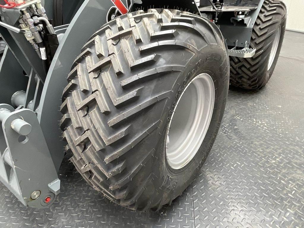 GiANT G2500 HD لوادر بعجل