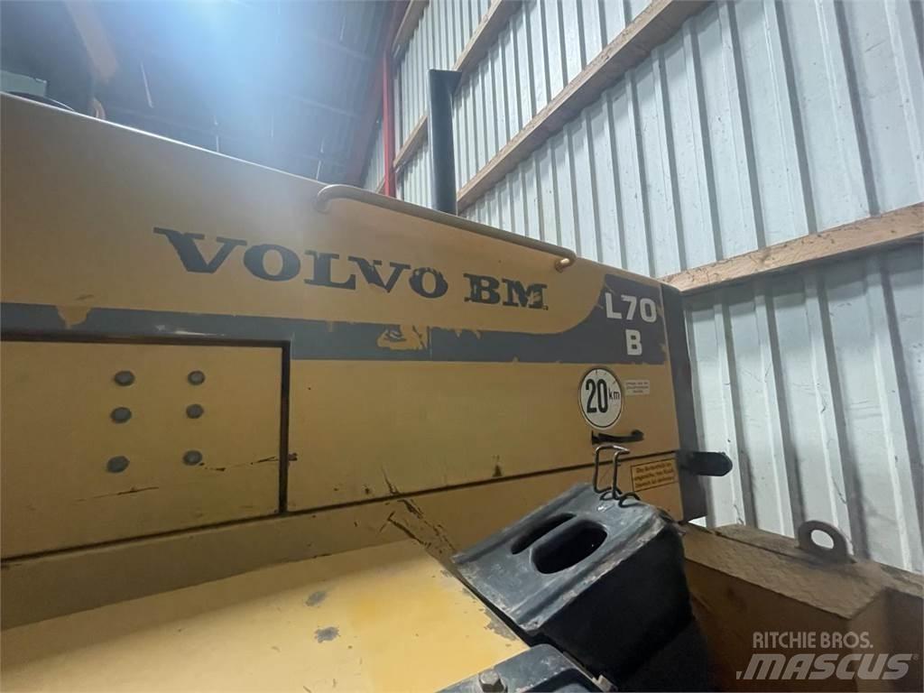 Volvo L70-B لوادر بعجل