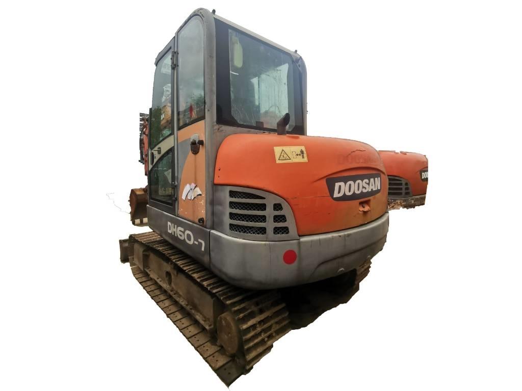 Doosan DH 60-7 حفارات صغيرة أقل من 7 طن (حفارات صغيرة)
