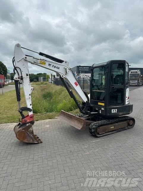 Bobcat E 32 حفارات صغيرة أقل من 7 طن (حفارات صغيرة)