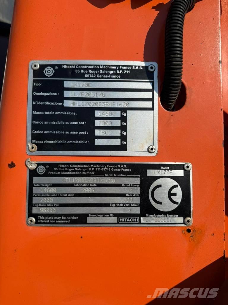 Hitachi LX 170 E لوادر بعجل