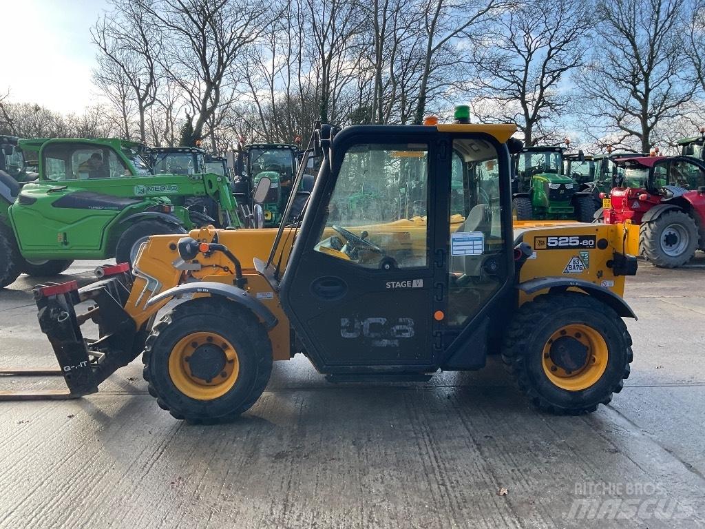 JCB 525-60 مناولات متداخلة