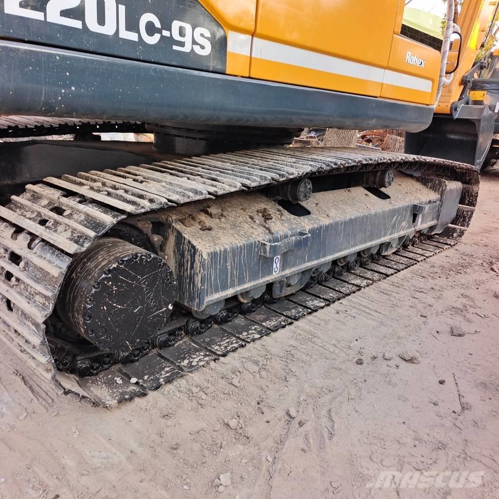 Hyundai 220LC-9S حفارات زحافة