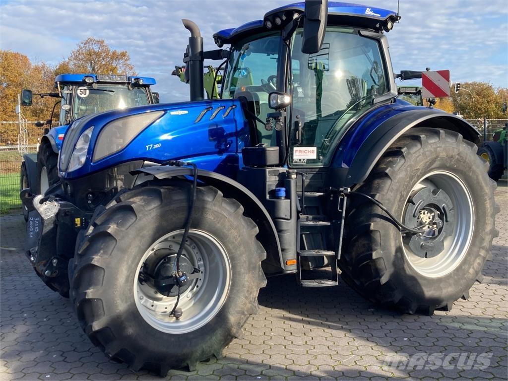 New Holland T7.300 الجرارات