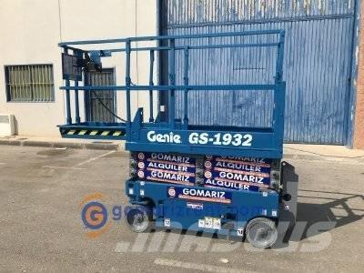 Genie GS 1932 رافعات مقصية الشكل