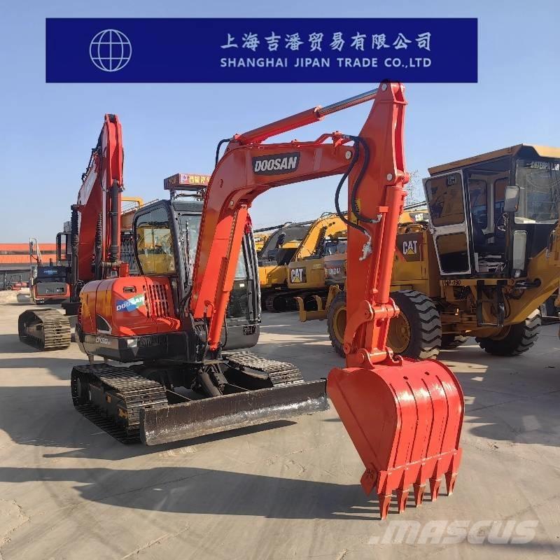 Doosan DX 60-9C حفارات صغيرة أقل من 7 طن (حفارات صغيرة)