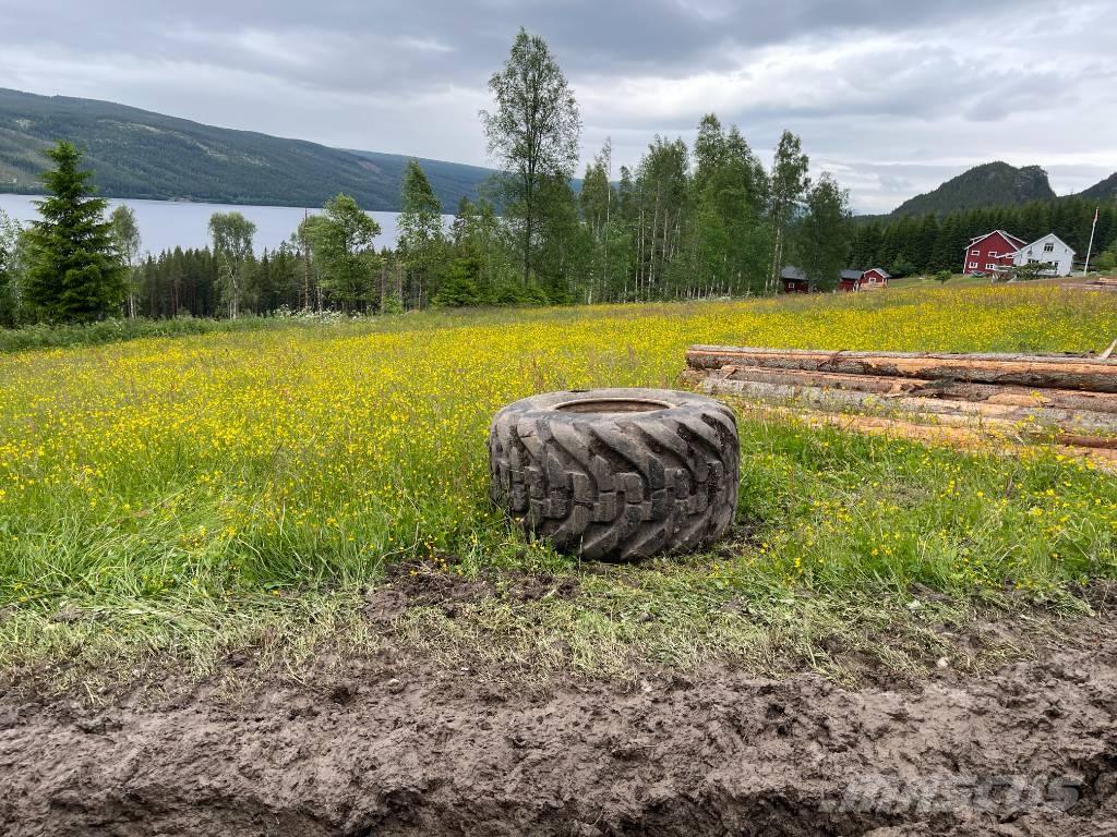 Ponsse BISON AF 8W شاحنات