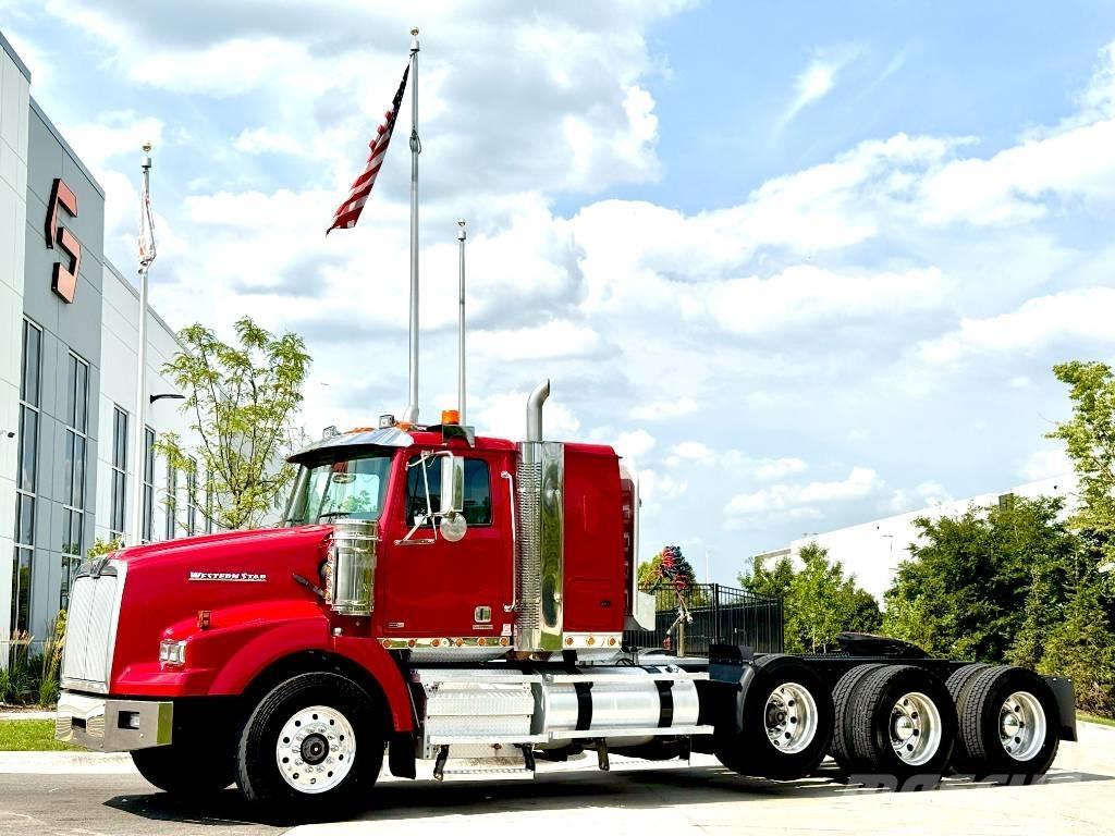 Western Star 4900 SB وحدات الجر