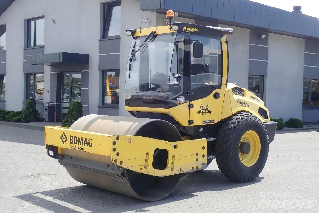 Bomag BW 177 D H-5 مداحل أحادية الأسطوانة