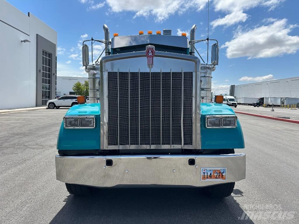 Kenworth W 900 وحدات الجر