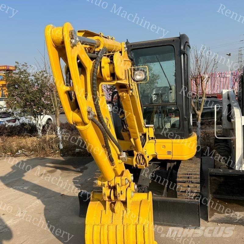 Komatsu PC 35 MR-3 حفارات صغيرة أقل من 7 طن (حفارات صغيرة)