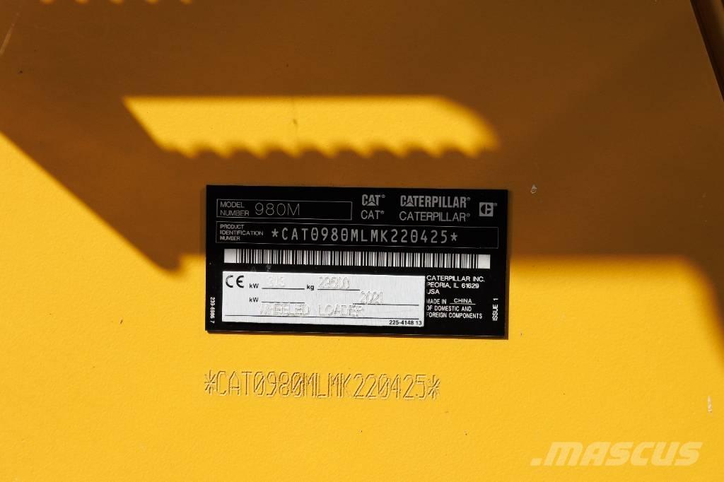 CAT 980 M لوادر بعجل
