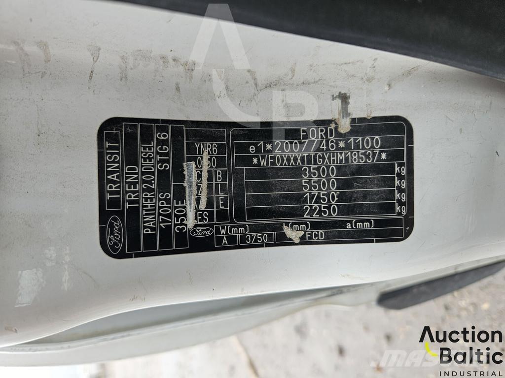 Ford Transit هيكل صندوقي