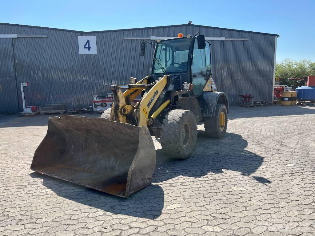Komatsu WA 100 M-6 لوادر بعجل