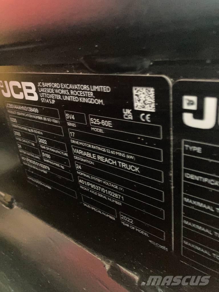 JCB 525-60 E مناولات متداخلة