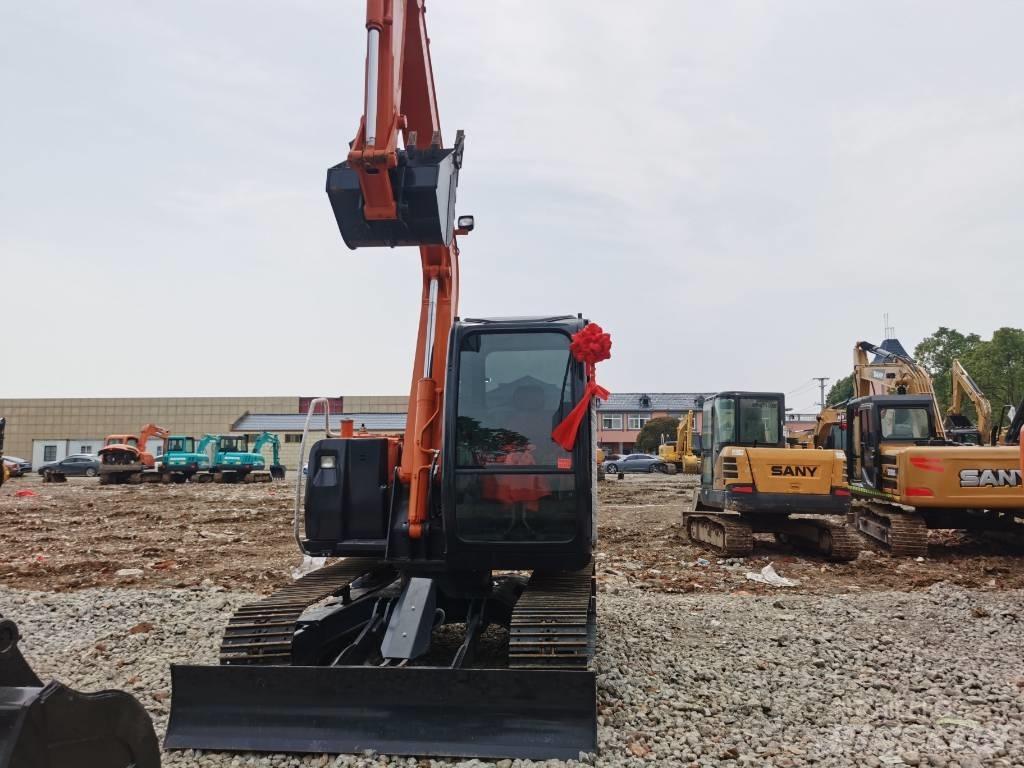 Hitachi ZX 70-5A حفارات زحافة