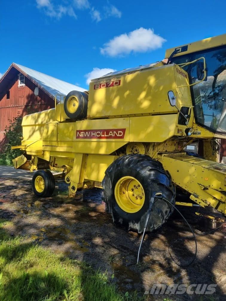 New Holland 8070, 20” حصادات