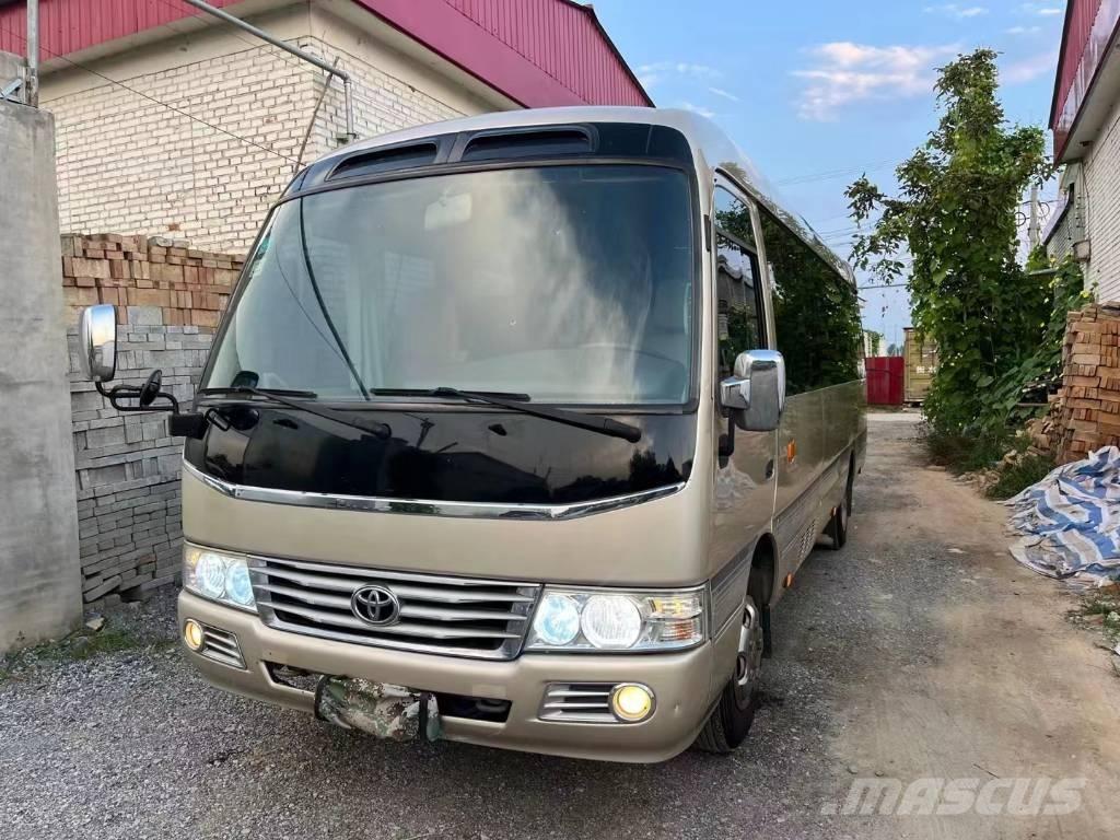 Toyota Coaster Bus حافلة صغيرة