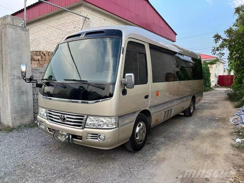 Toyota Coaster Bus حافلة صغيرة