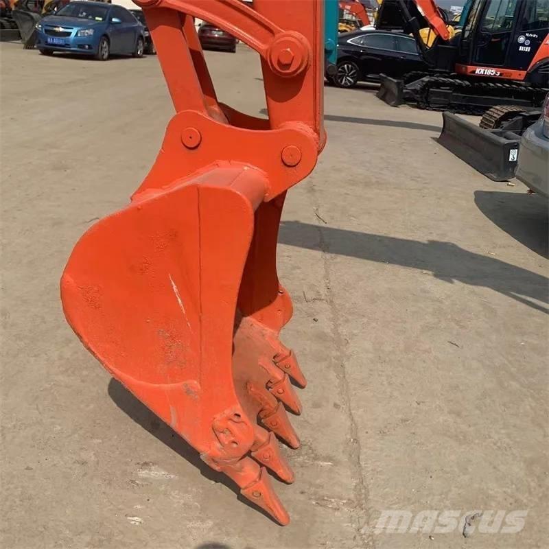 Kubota KX 165 حفارات زحافة